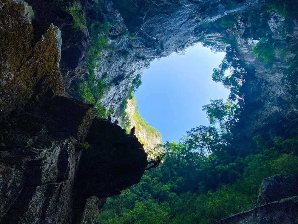 Tiger Cave Hang Dai A Emerald Underground Lake