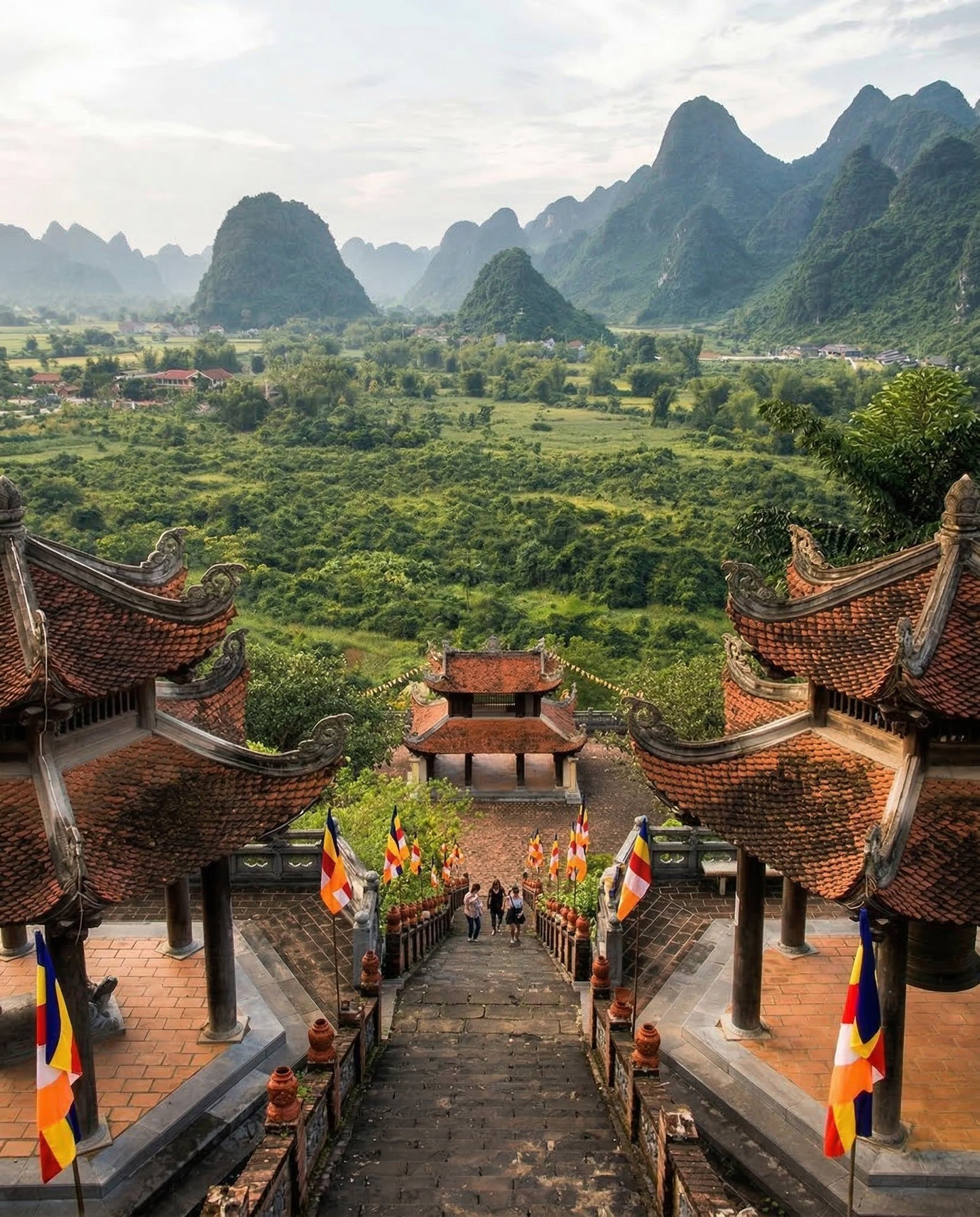 Phat Tich Truc Lam Ban Gioc Pagoda mountain panoramic view